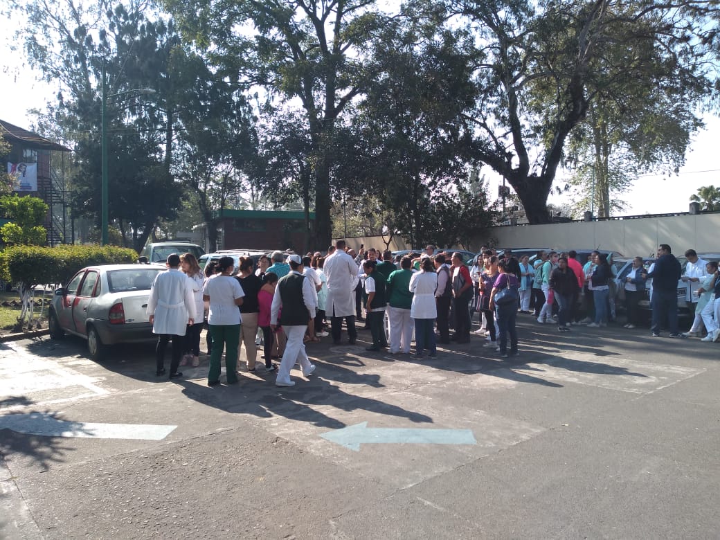 ASEGURA IMSS QUE UMF 66 DE XALAPA LABORA CON NORMALIDAD WhatsApp Image 2020-03-19 at 09.50.24