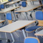 Padres de familia alertan por condicionamiento de inscripciones escolares en Veracruz