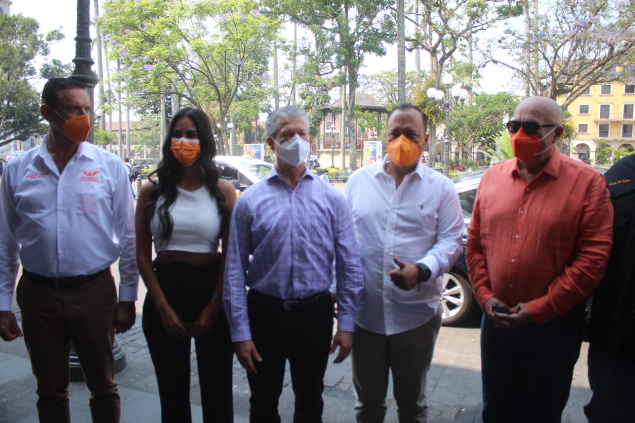 Reaparece Gerardo Buganza en Córdoba WhatsApp Image 2021-04-29 at 6.45.16 PM