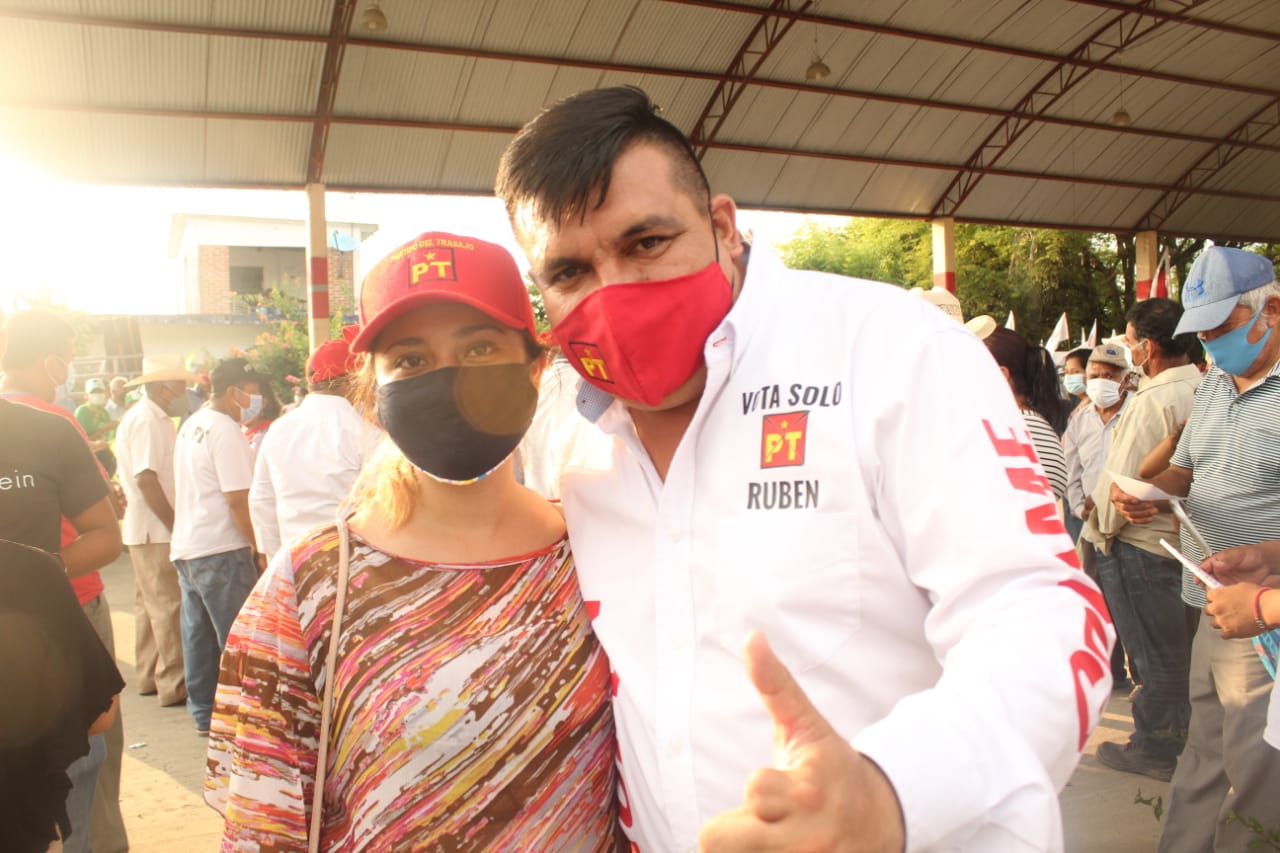 Rubén Carrasco "El COYAME" tiene todo el apoyo de la gente WhatsApp Image 2021-06-01 at 10.53.18 AM