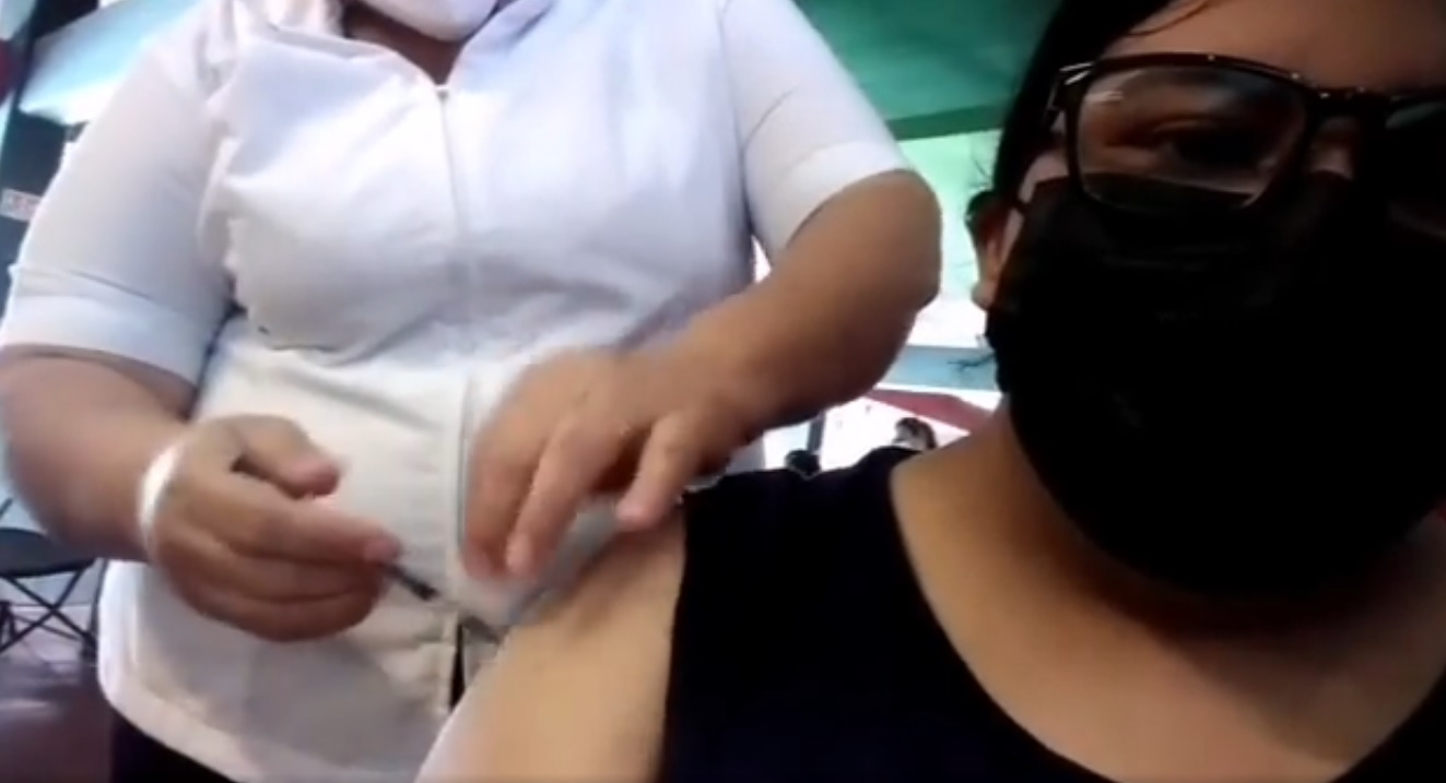 ¿Cuáles son los síntomas? Detectan primer caso de síndrome anal inquieto por covid-19 enfermera