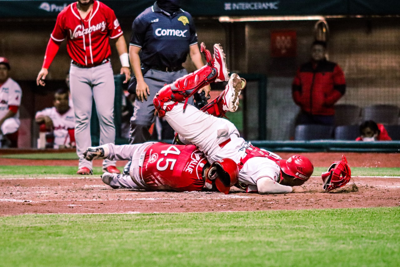 Diablos amarra la serie en el Harp. IMG_20211021_124712_532
