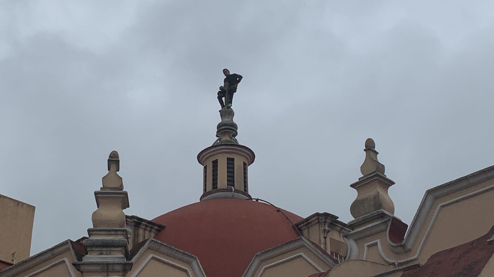 En Xalapa se reportan 5 suicidios en promedio a la semana; Policía Municipal WhatsApp Image 2021-11-11 at 1.54.17 PM