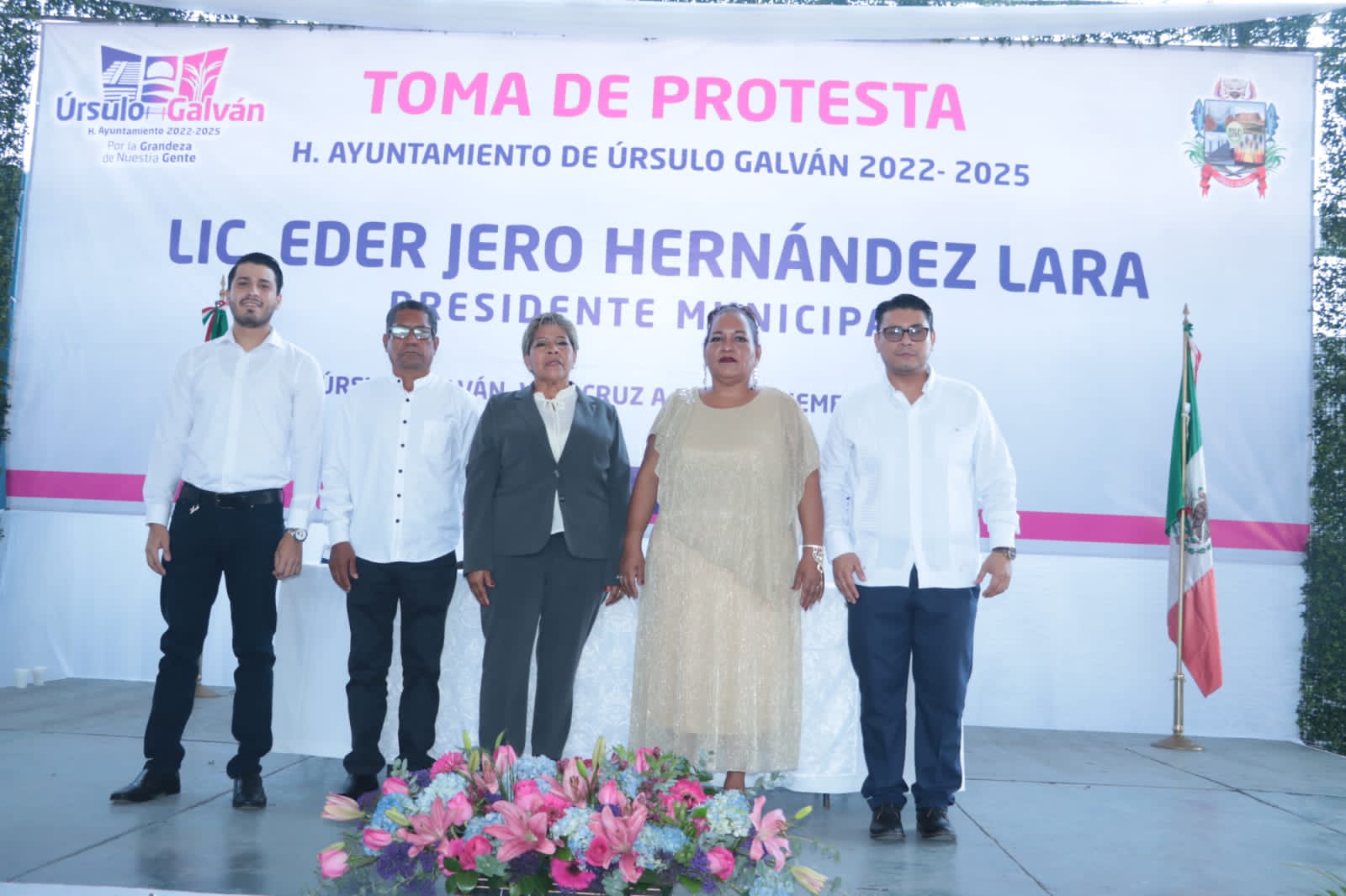 "Por la grandeza de nuestra gente", Eder Jero Hernández Lara rinde protesta como alcalde de Úrsulo Galván. IMG-20211231-WA0089