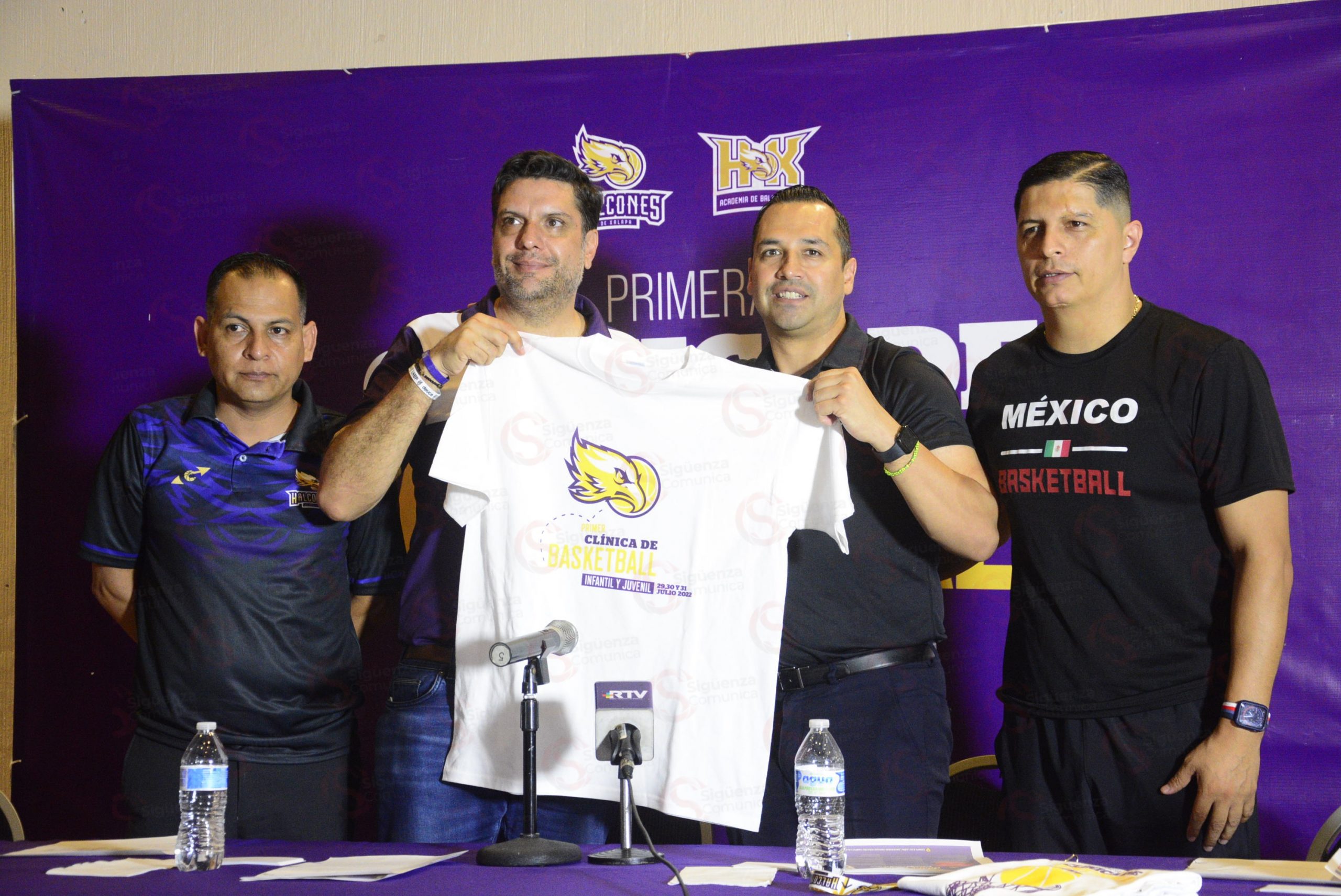 Omar Quintero vuelve a Xalapa para impartir clínica de baloncesto. Photo_1659069932207
