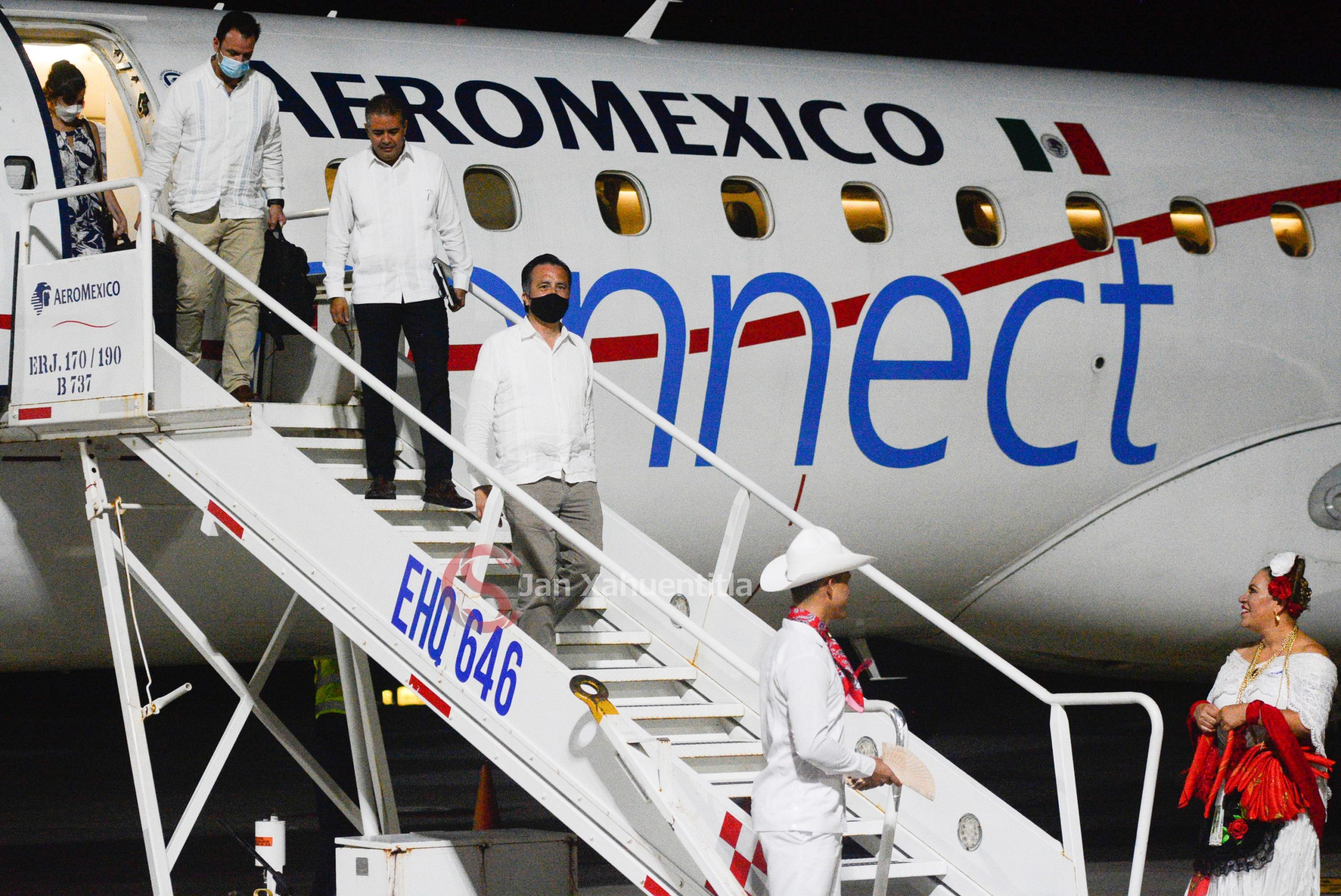 Inauguran Gobernador y Aeroméxico nueva ruta al AIFA. Photo_1663728602611