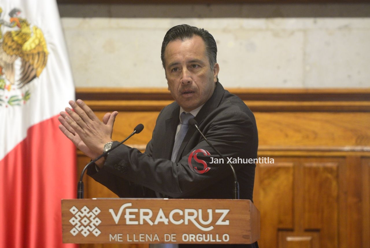Gobernador Cuitláhuac García Jiménez va contra juez federal de Coatzacoalcos. Photo_1664474076117
