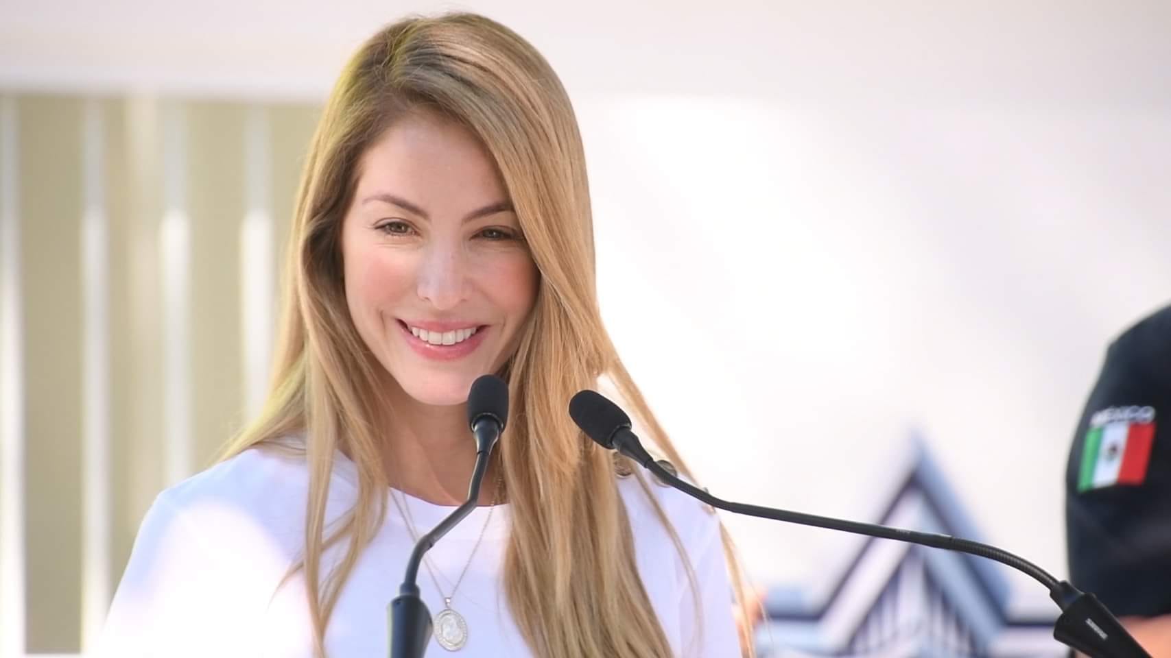 Mujer periodista de Veracruz se exilia por acoso de alcaldesa. 331553158_3321499594783791_8504783758700535501_n