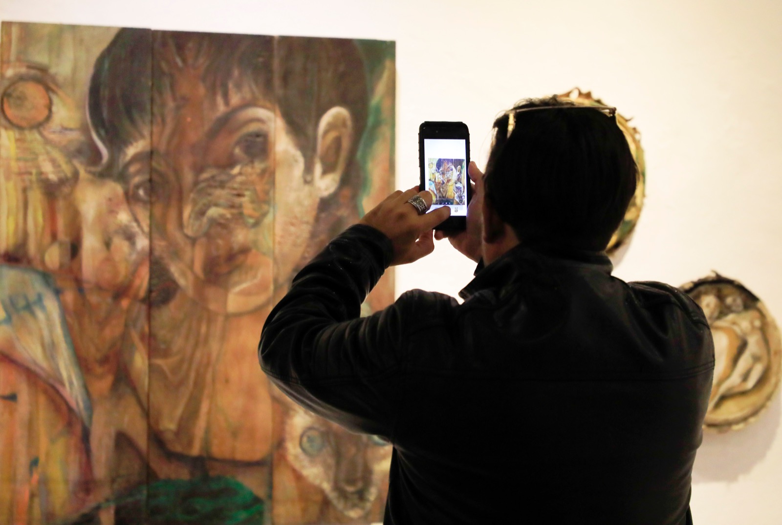 Maestros de la plástica, en el CRX WhatsApp Image 2023-02-17 at 7.32.33 PM