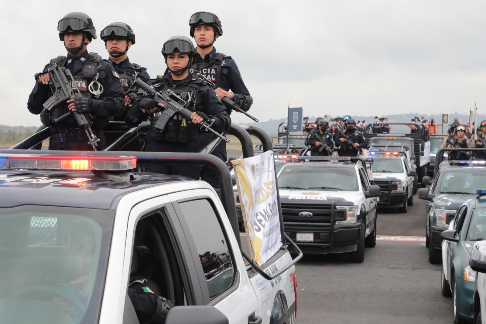 Más de 11 mil elementos cuidarán a Veracruz por tierra, mar y aire. policías