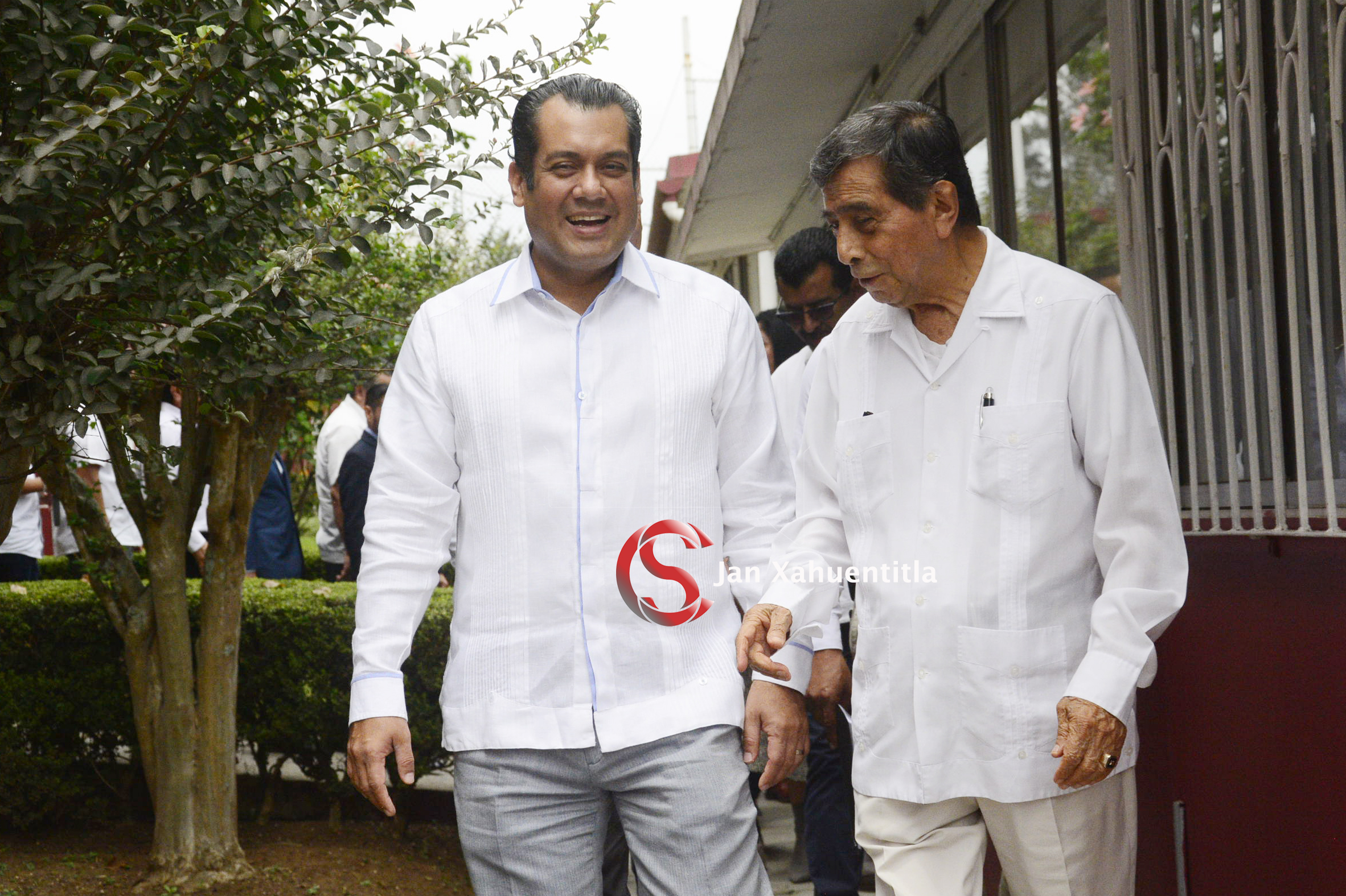 Constancia y perseverancia, herramientas para alcanzar los sueños: Sergio Gutiérrez Luna Sergio Gutiérrez y Carlos Méndez