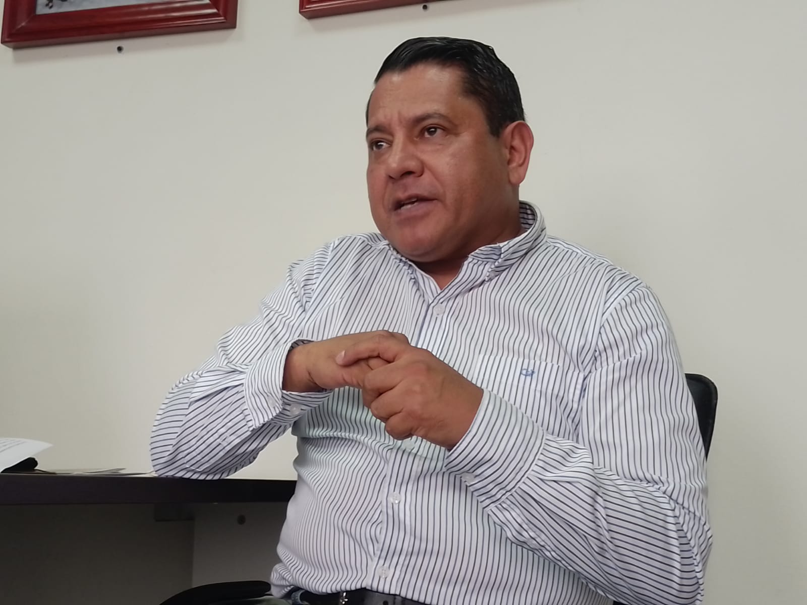 Veracruz impulsa estrategia de inclusión laboral para mujeres con entrega de kits de gestión menstrual Luis Arturo Santiago