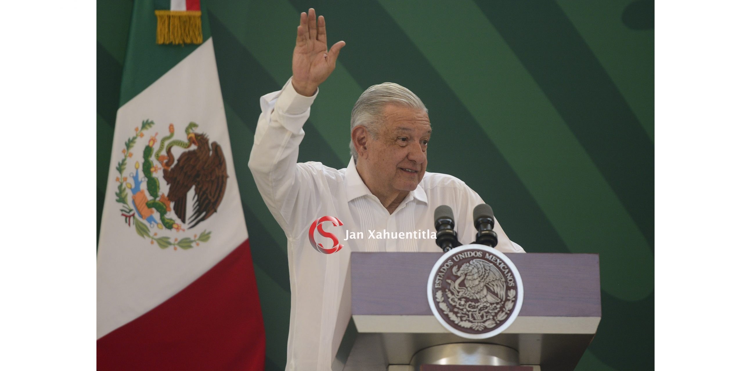 AMLO