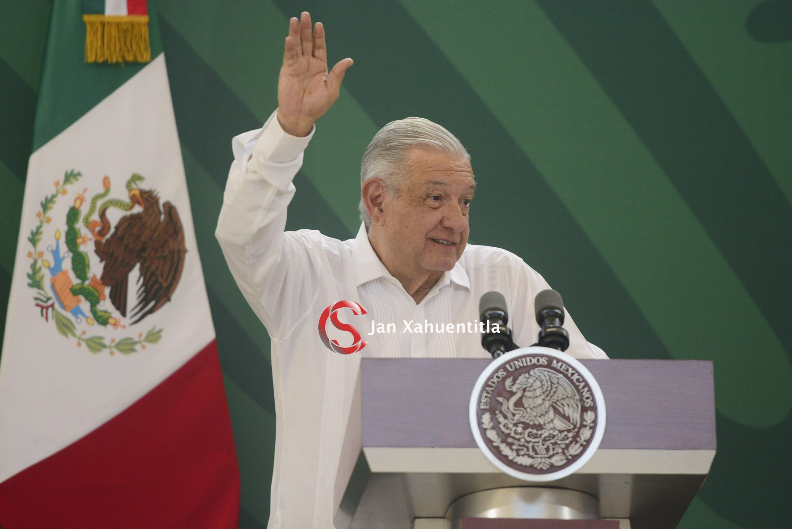 AMLO