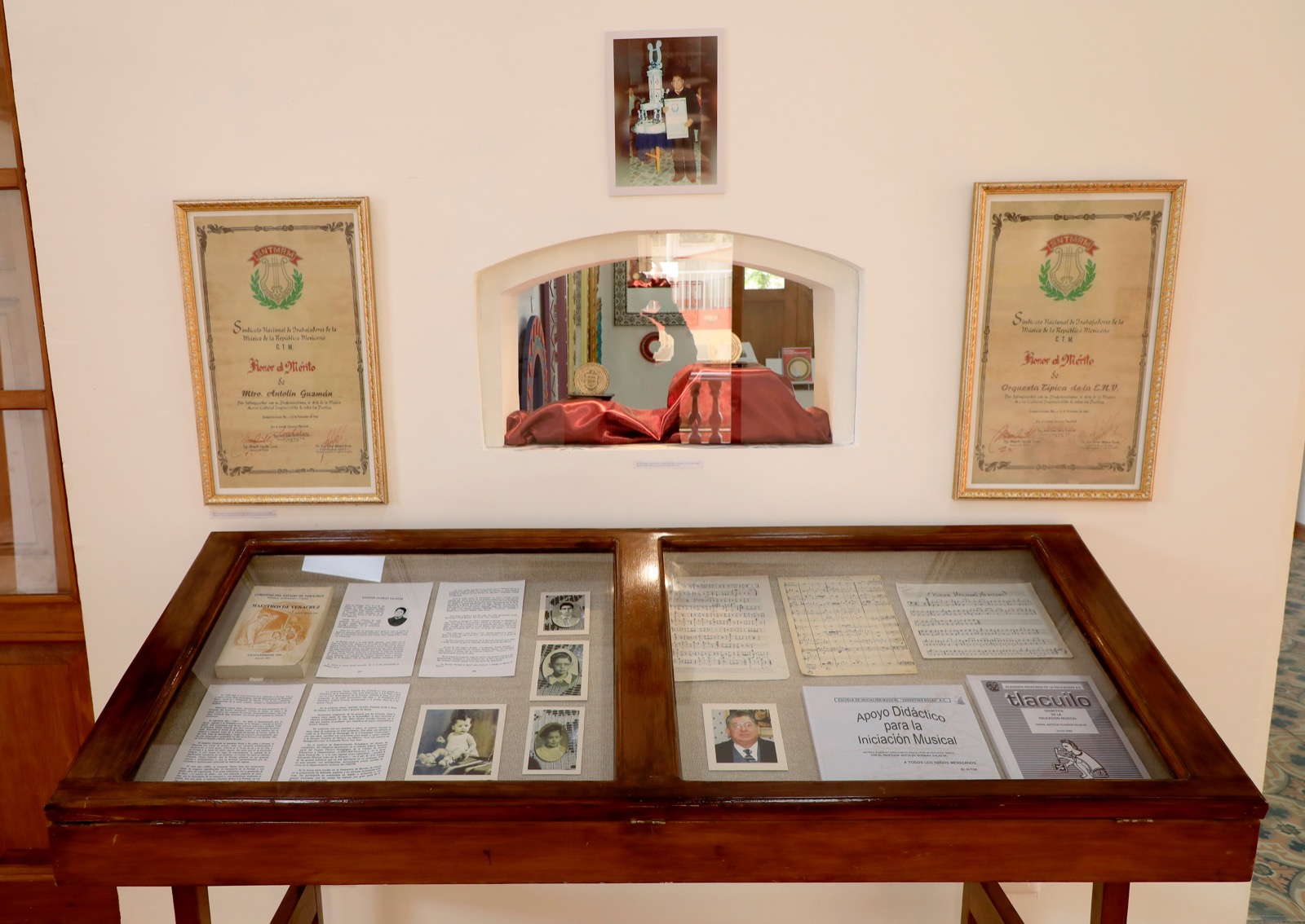 exposición Antolín Guzmán