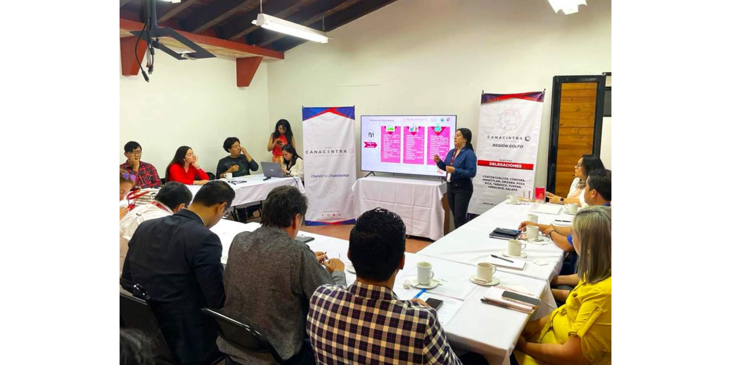 CANACINTRA Xalapa anuncia los foros 'La Fuerza de las Propuestas' rumbo al 2024 GridArt_20230815_113723311