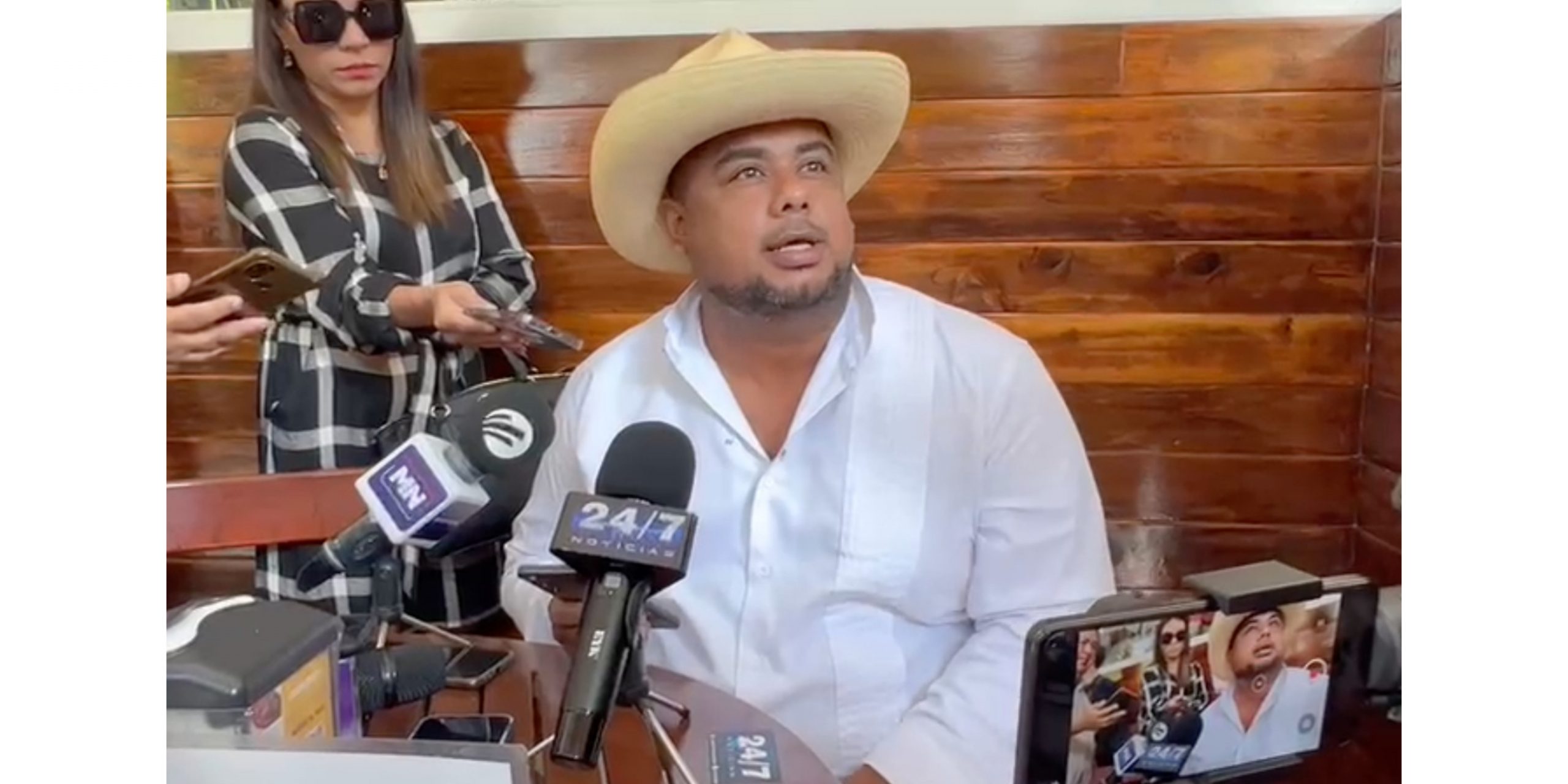 GridArt_20231030_103654829