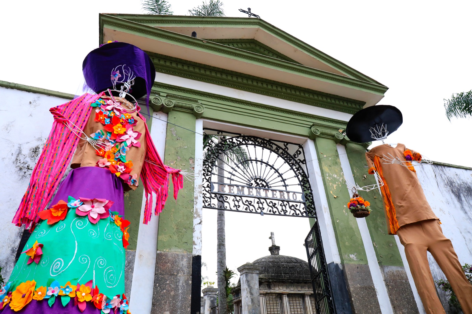 Panteones de Xalapa abrirán a partir del 28 de octubre Panteon