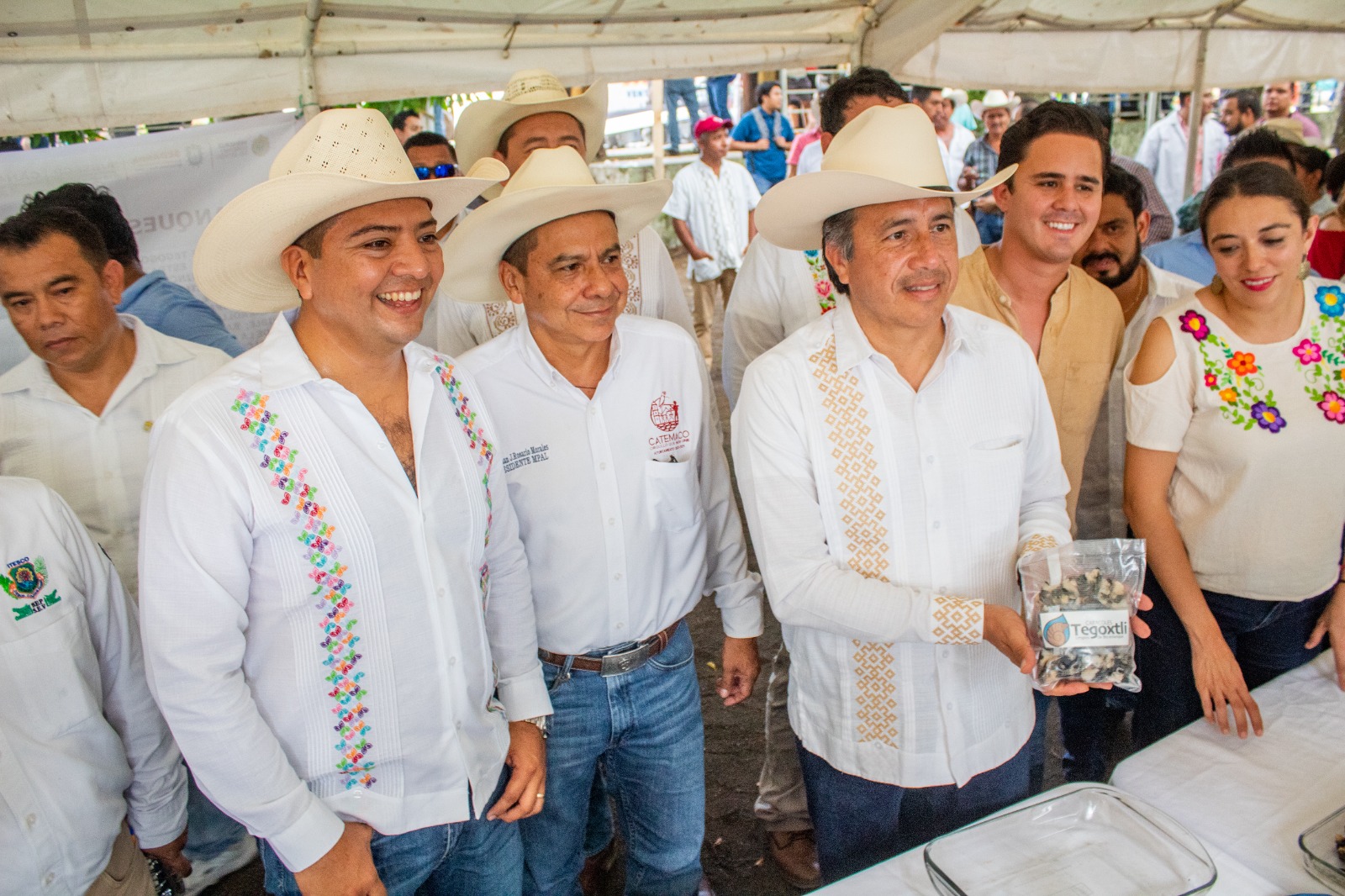 Exitoso Primer Festival del Tegogolo, en Catemaco: Rafa Fararoni WhatsApp Image 2023-10-27 at 16.58.49