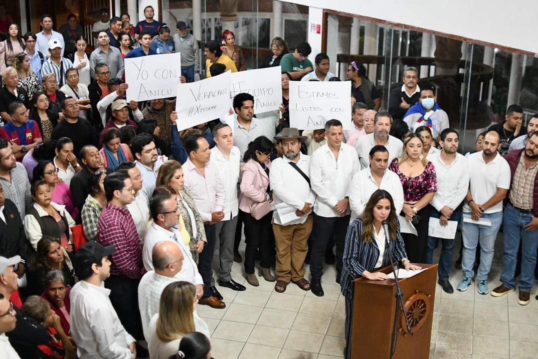 Duarte felicita a sus exempleados por renunciar al PRI FB_IMG_1703177924661