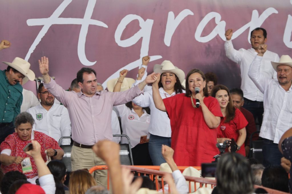 Pepe Yunes y Xóchitl