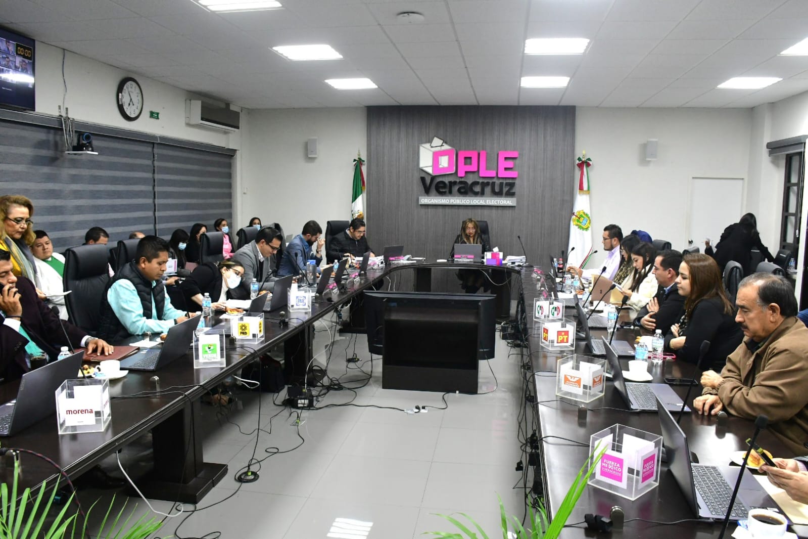 OPLE Veracruz designa a integrantes de los 30 Consejos Distritales para organizar el Proceso Electoral Local Ordinario 2023-2024 OPLE Veracruz
