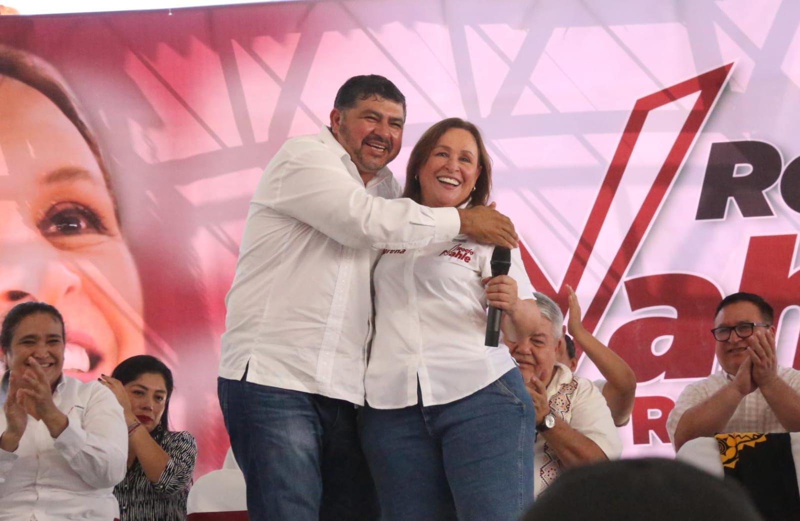 Alcalde panista de Uxpanapa se suma a la precampaña de Rocío Nahle: Esteban Ramírez Zepeta WhatsApp Image 2024-01-13 at 13.36.54