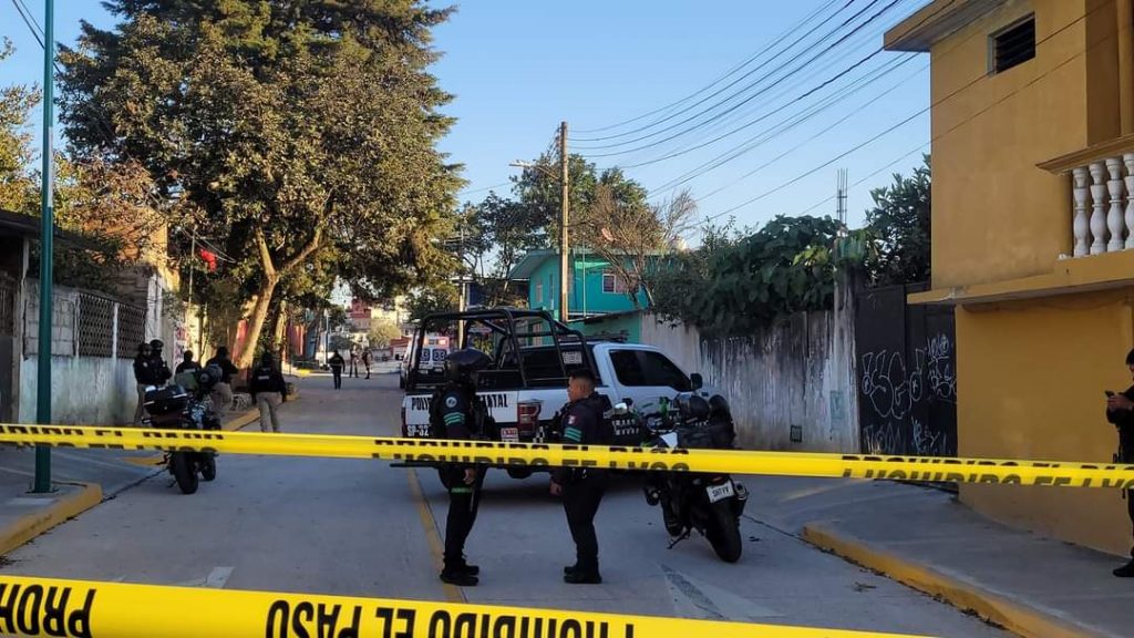 Policías