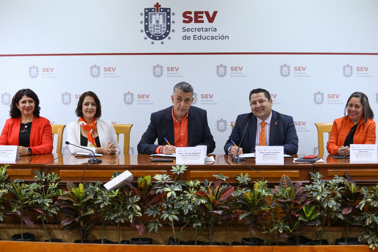 IVAI y SEV buscan erradicar violencia contra la mujer con "Transparencia Naranja"