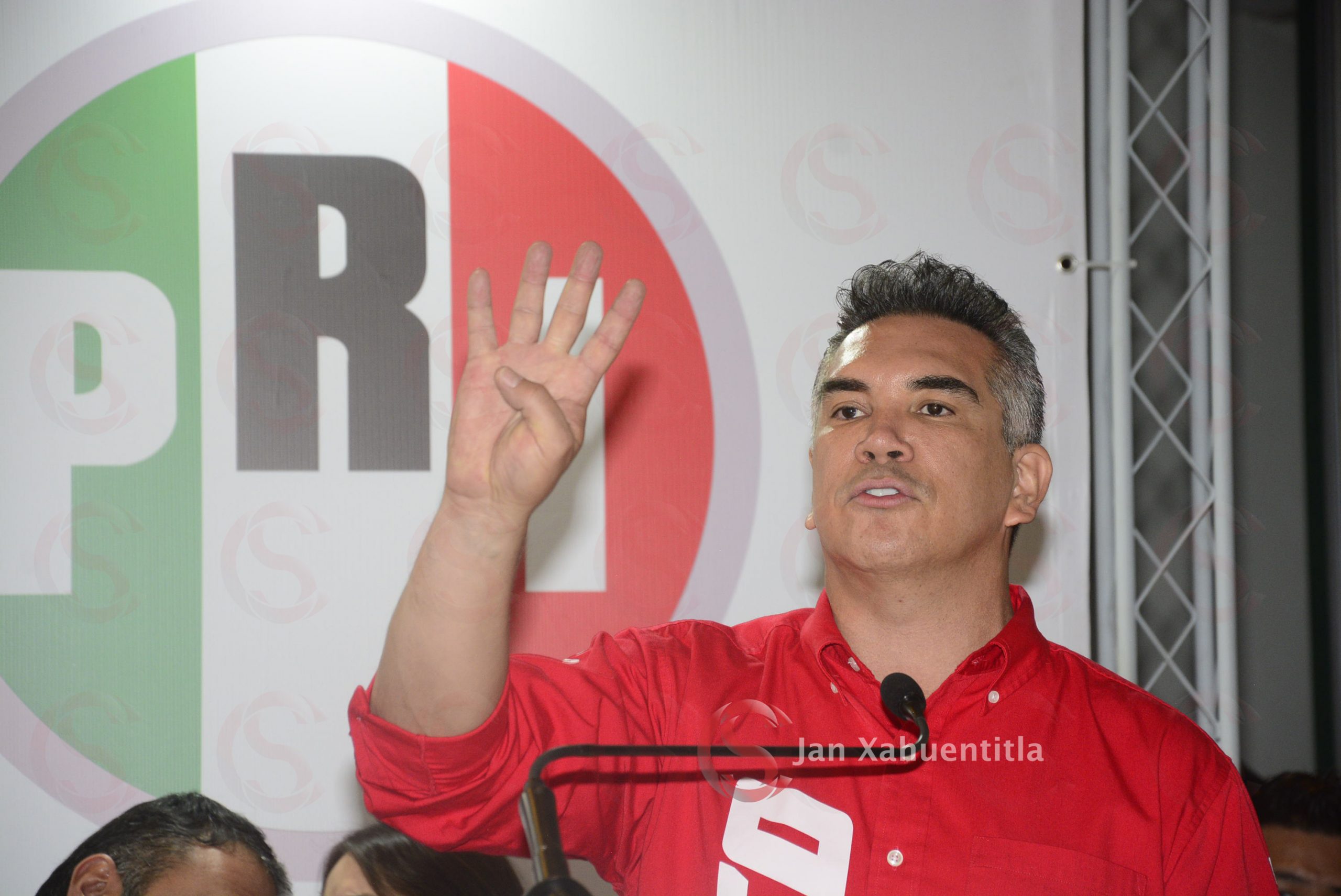 'Alito ya NO es presidente del PRI': Dulce María Sauri llama a elegir una dirigencia provisional Alito-Moreno