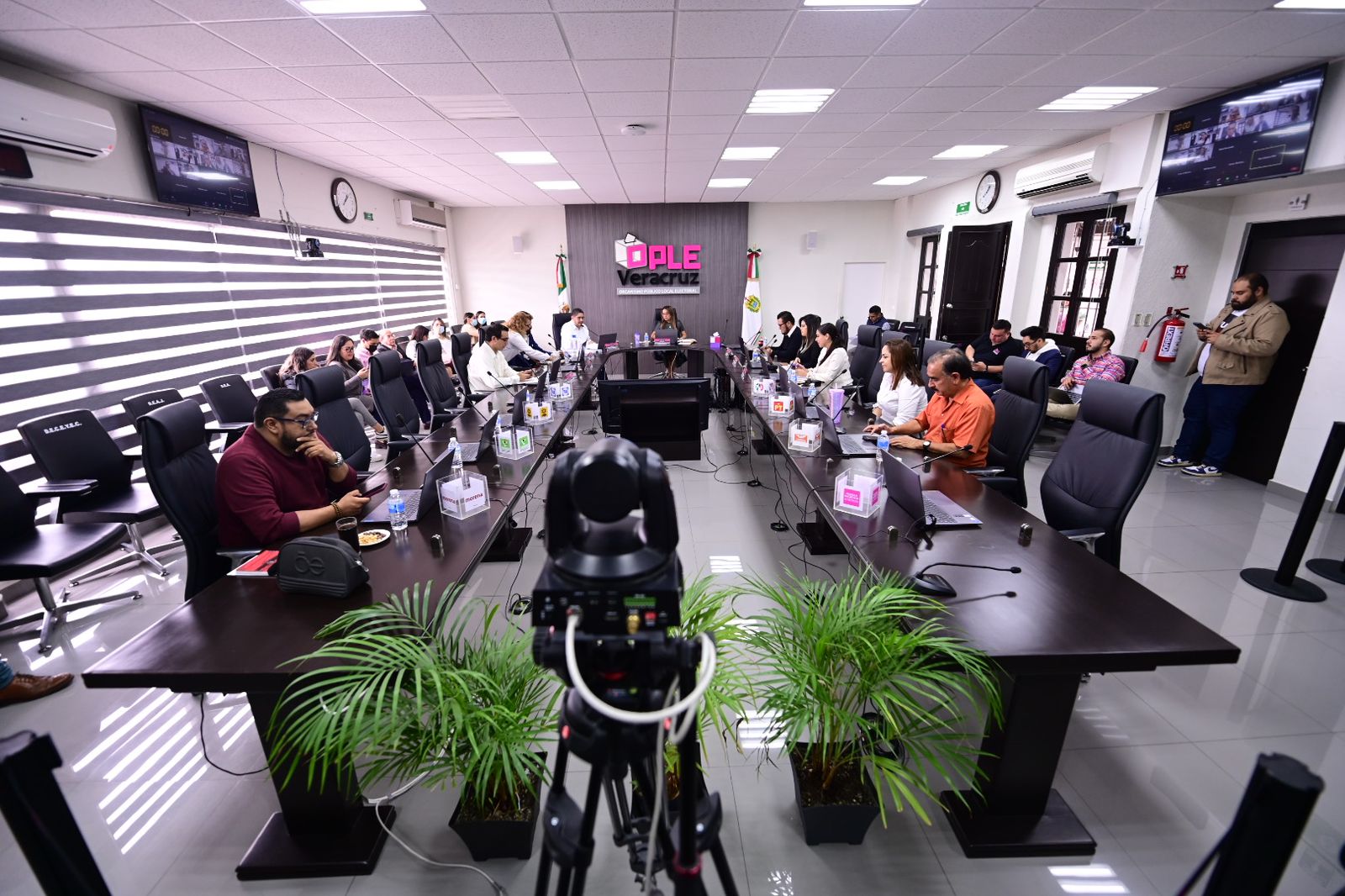 OPLE Veracruz aprueba metodología para los debates del Proceso Electoral Local Ordinario 2023-2024 OPLE