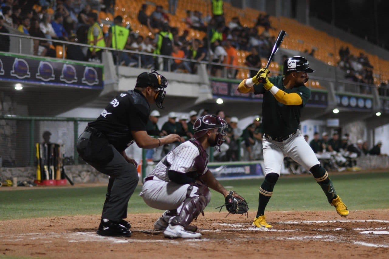 Pericos viene de atrás y se lleva el segundo de la serie Pericos de Puebla