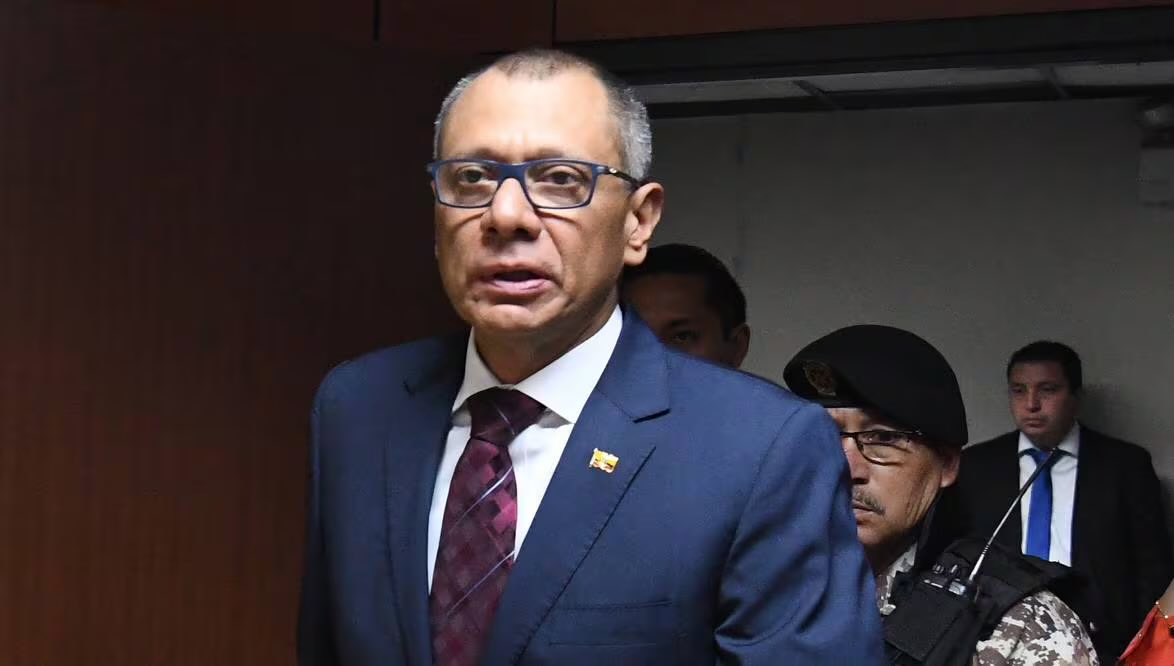 Detienen a Jorge Glass, exvicepresidente de Ecuador, tras irrupción a embajada de México Jorge Glass