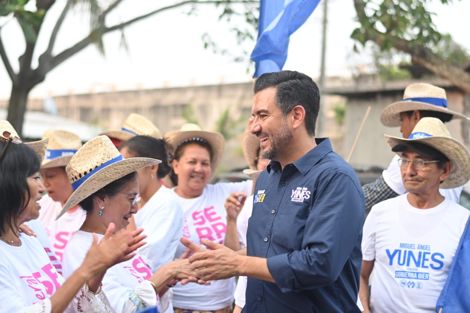 Con la tarjeta “Mi Salud”, la gente tendrá medicinas de manera gratuita: Miguel Ángel Yunes Márquez Miguel Ángel Yunes Márquez