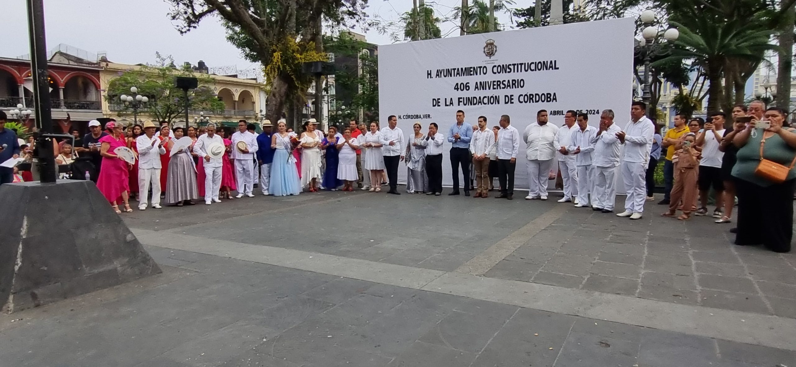 Cordobeses conmemoran el 406 aniversario de la fundación de la ciudad WhatsApp Image 2024-04-27 at 19.39.10