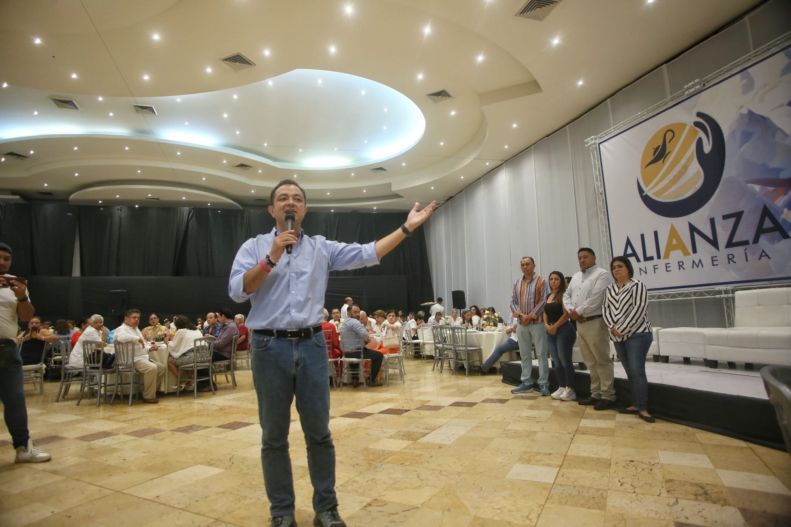 Xóchitl, Pepe Y Américo, políticos de Diez IMG-20240525-WA0008