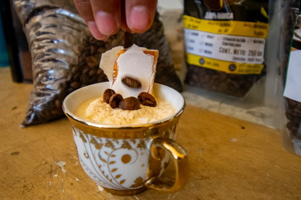 café