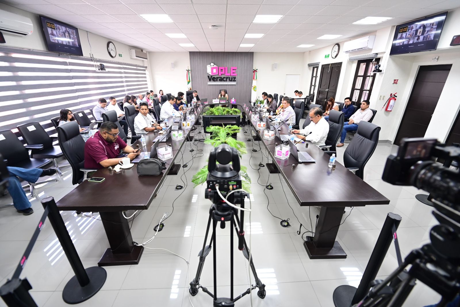 Aprueba OPLE Veracruz creación e integración de Comisiones Temporales para el Proceso Electoral 2024-2025 ople conteo1
