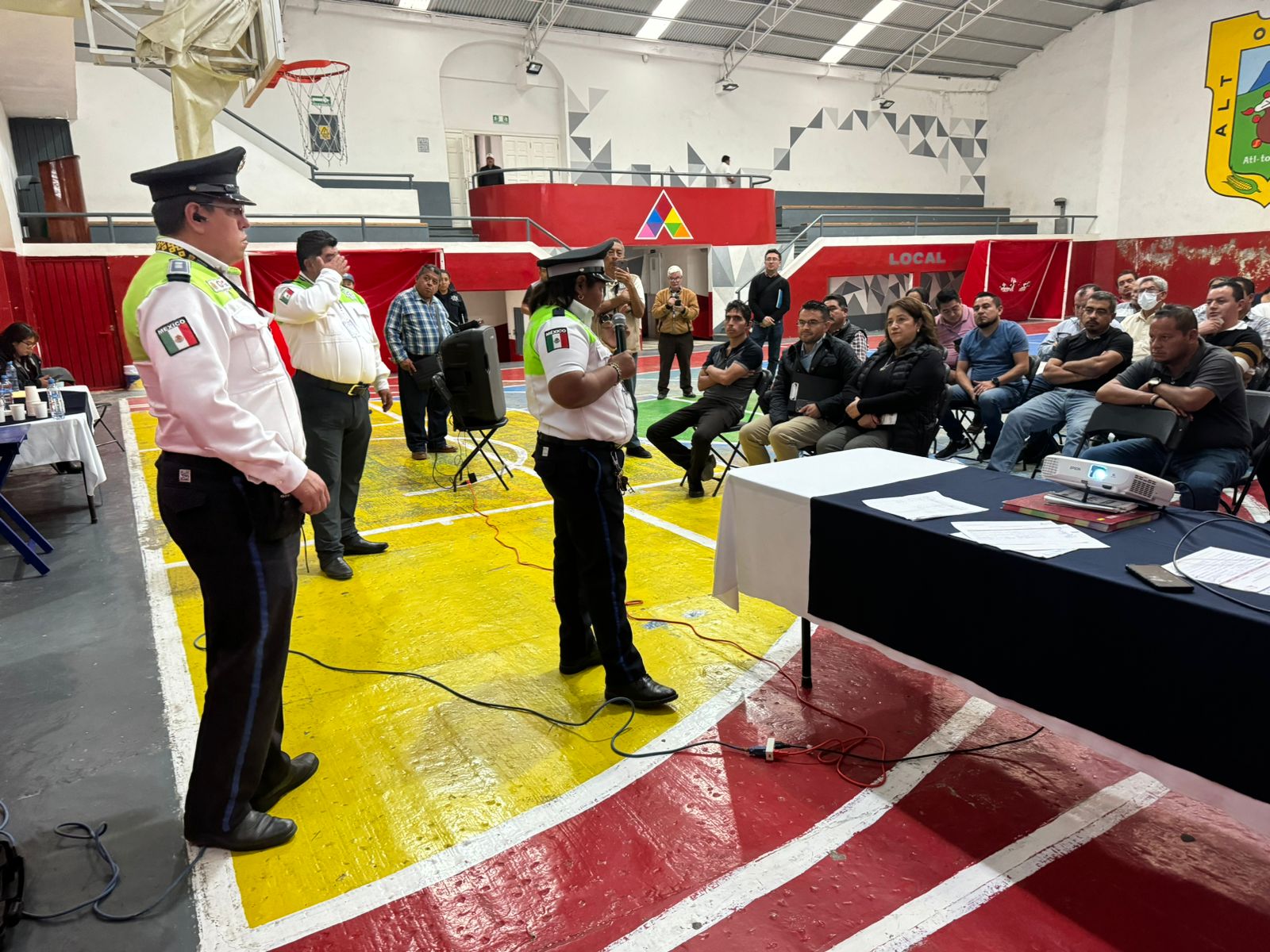 Capacita Tránsito del Estado a taxistas en Seguridad Vial y Protocolos de Emergencia altotonga transito