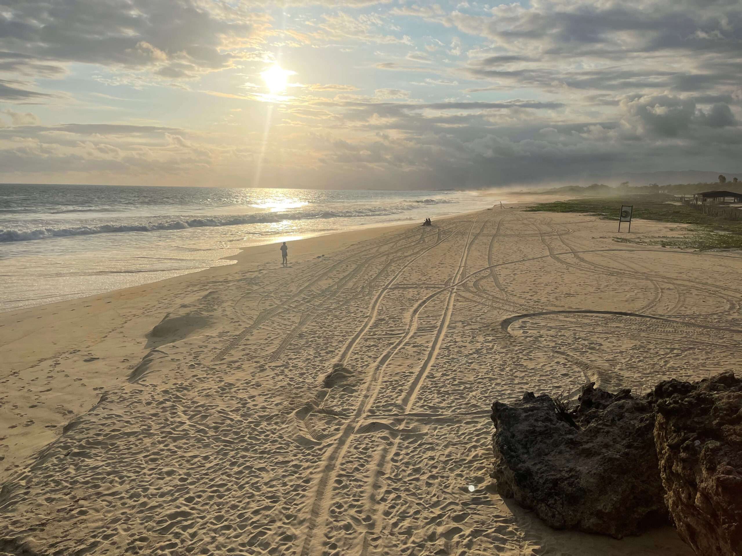 playa-punta-colorada-beach-scaled