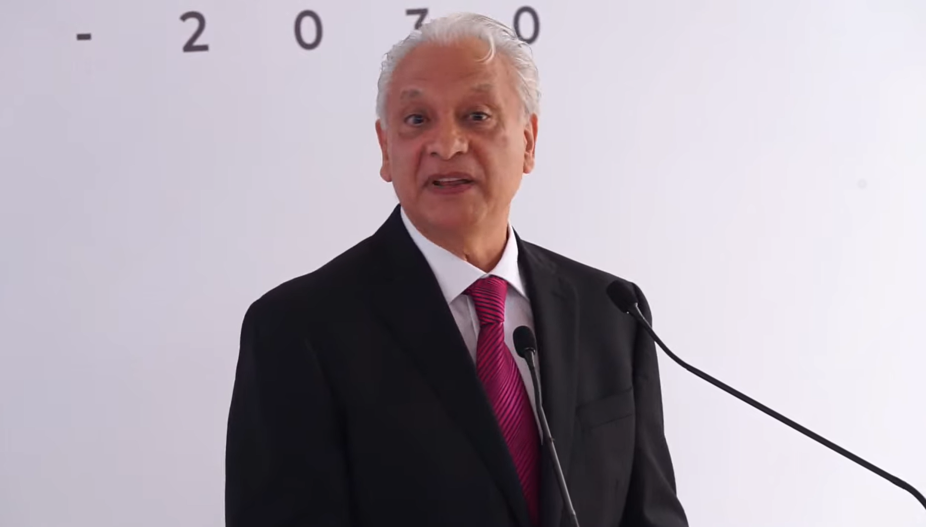 Antes de irse, Rodríguez Padilla selló auditorías en Pemex; reservó datos por tres años Víctor Rodríguez Padilla