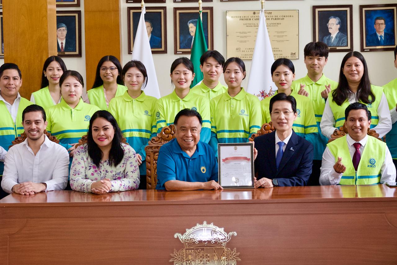 Reconoce Ayuntamiento de Córdoba a organización ASEZ WAO por limpieza del río San Antonio IMG-20240808-WA0006