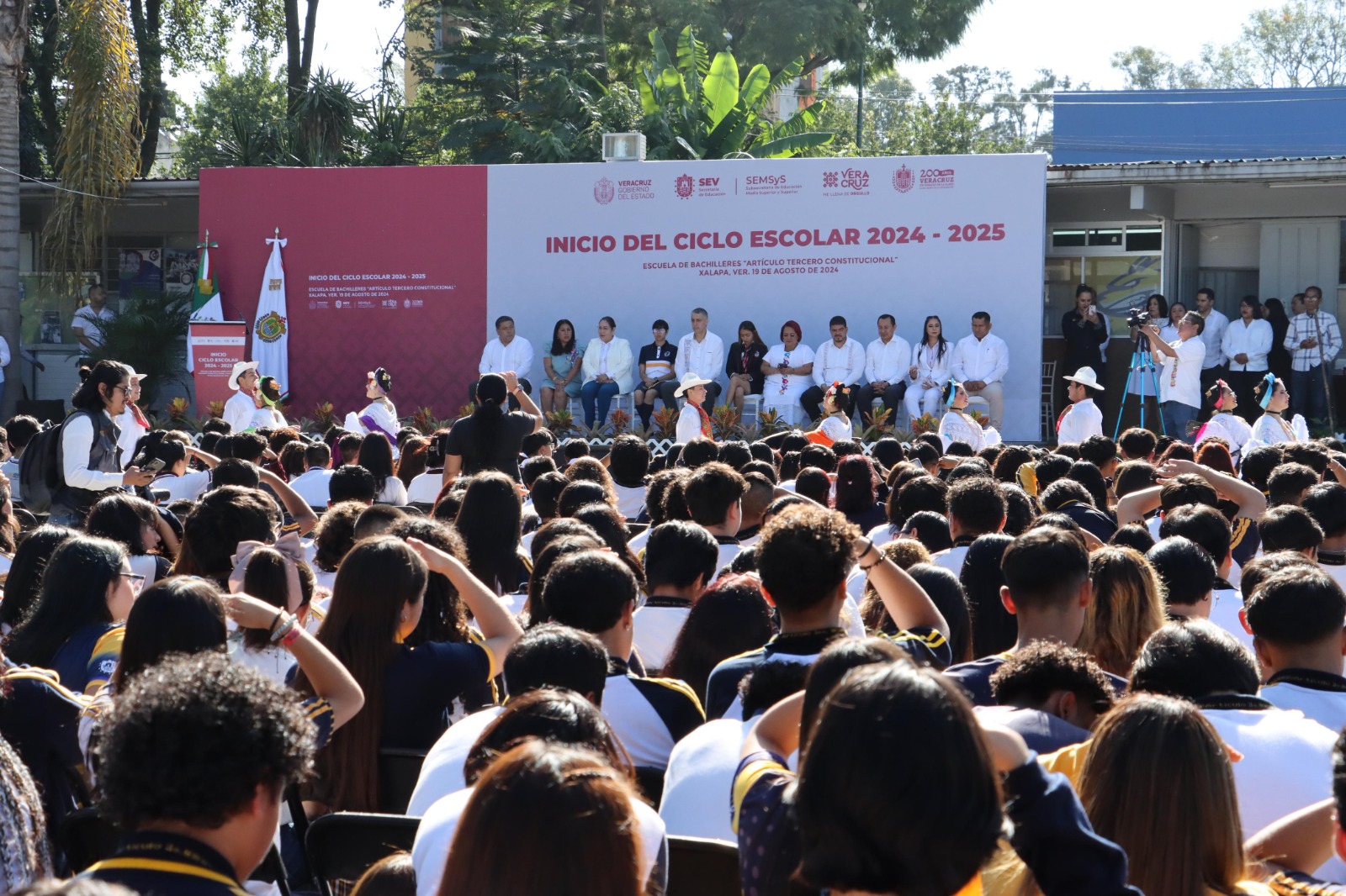 Inician ciclo escolar Educación Media Superior y Superior WhatsApp Image 2024-08-19 at 1.14.06 PM (1)