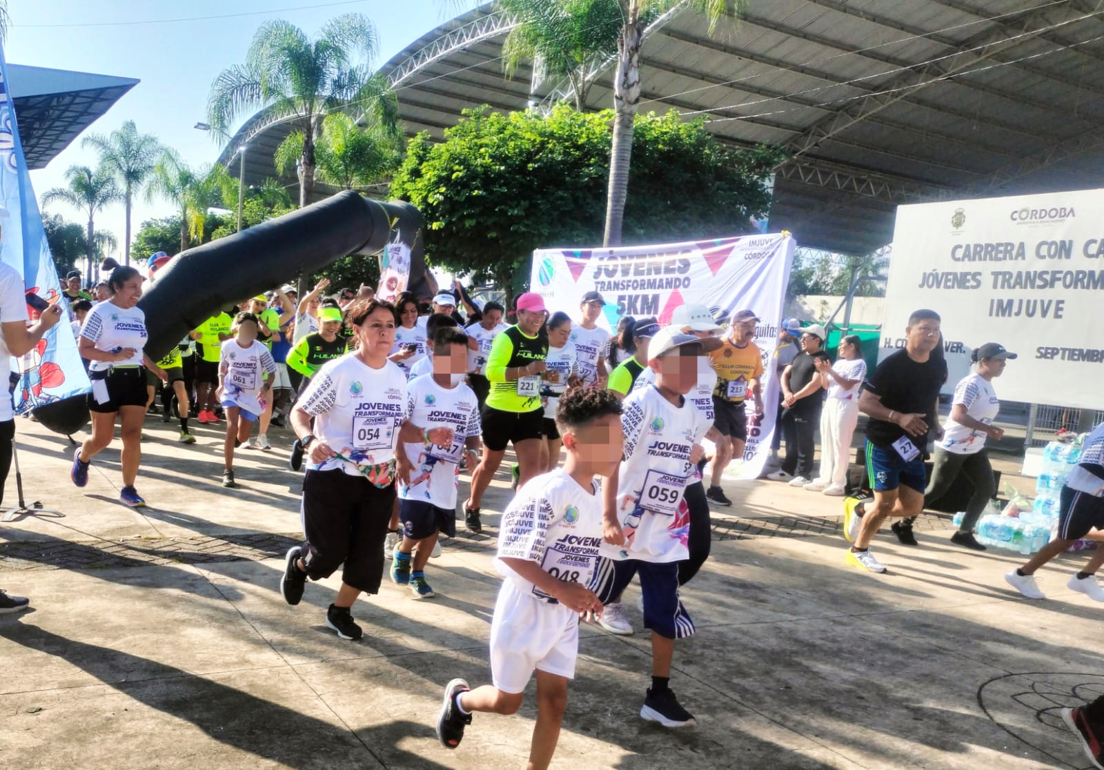 Corredores ayudan a los más vulnerables Maratón