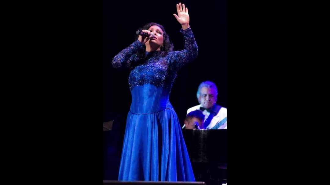 Con la OMX, celebra Doris, “La reina del bolero”, 47 años de trayectoria Doris