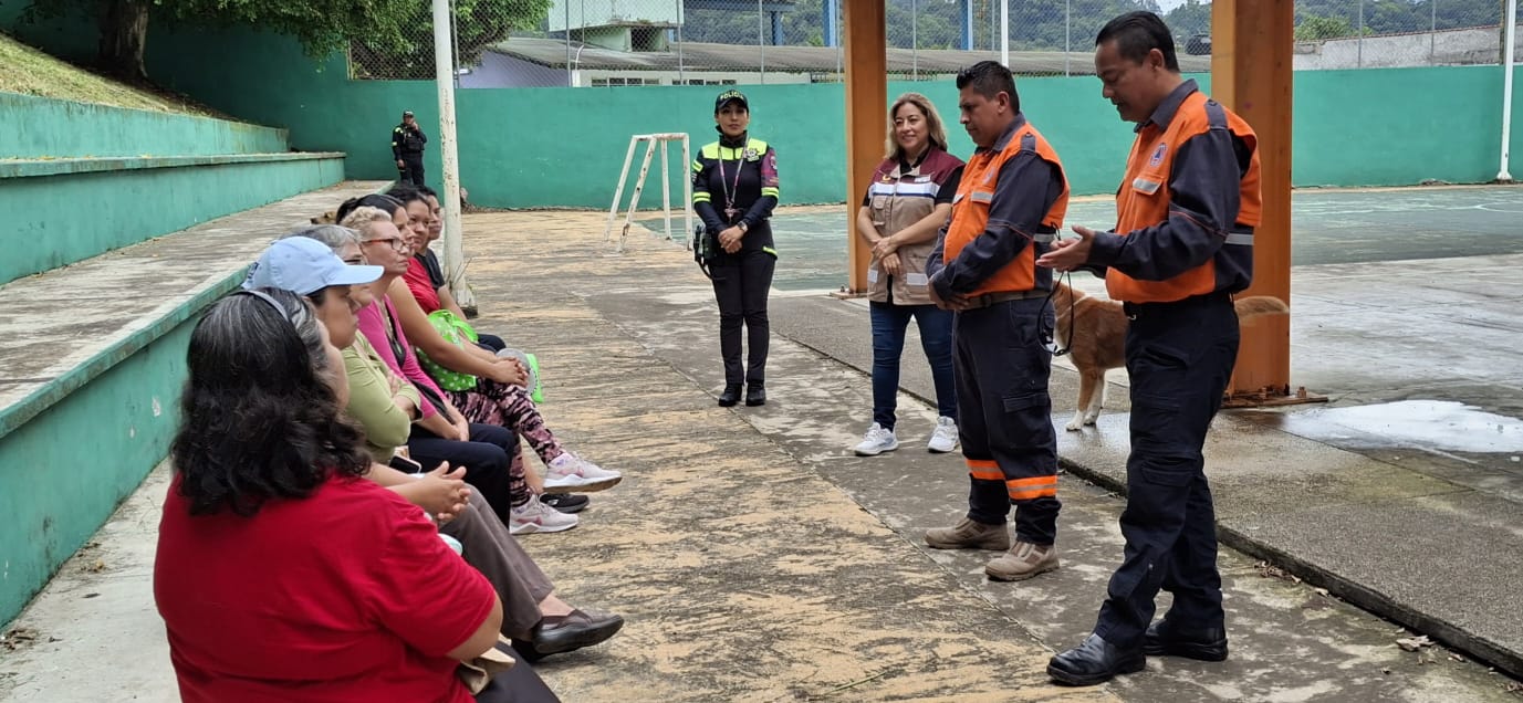 Llevan Patrulla Juvenil en tu Colonia a vecinos de Arboledas IMG-20241006-WA0013