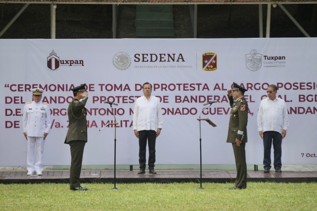 Mando militar