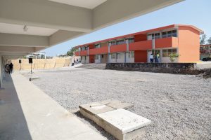Instituto Ilustre-02-escuela