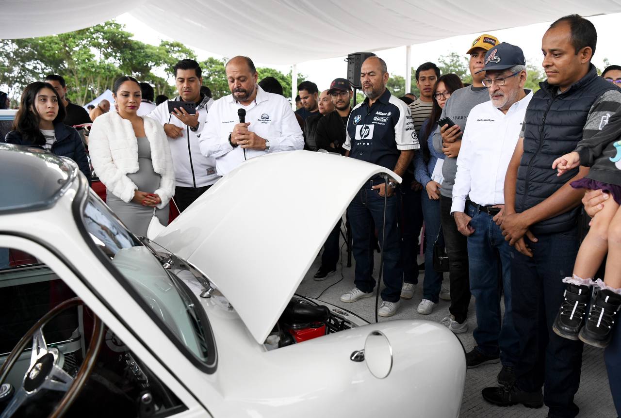 photo_5481214225406863322_y