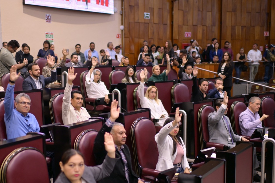 Declara Congreso la conformación de cuatro grupos legislativos Congreso del Estado